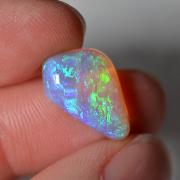 5.60ct Vivid Blue Crystal Freefrom