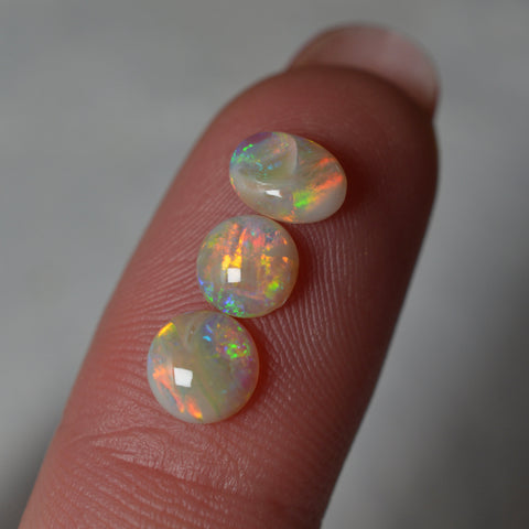 1.65ct Rainbow Picture Opals