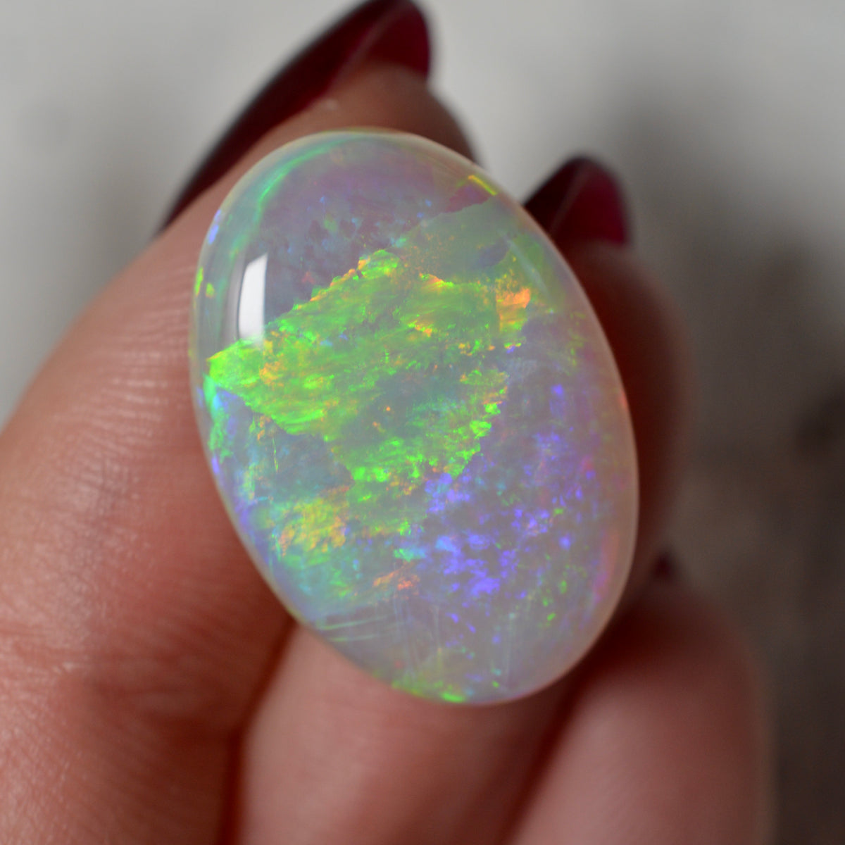 12.65ct Vivid Crystal Oval