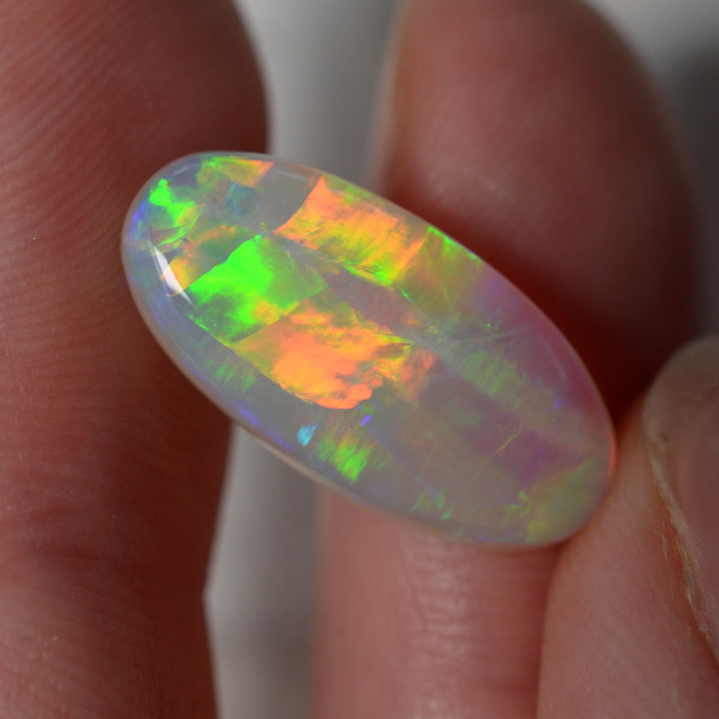 5.26ct Vivid Crystal Oval