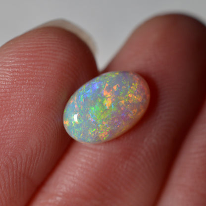 1.46ct Light Rainbow Oval
