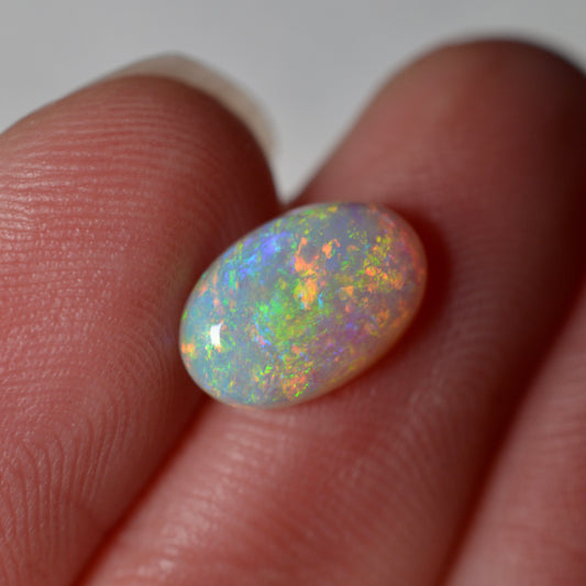 1.46ct Light Rainbow Oval