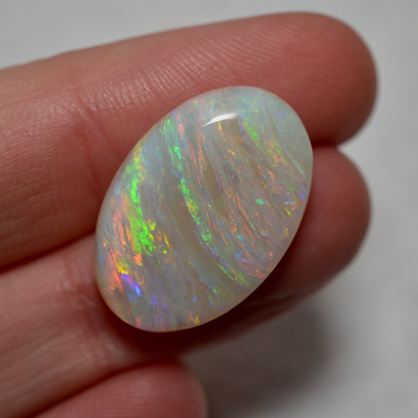 11.90ct White Rainbow Oval