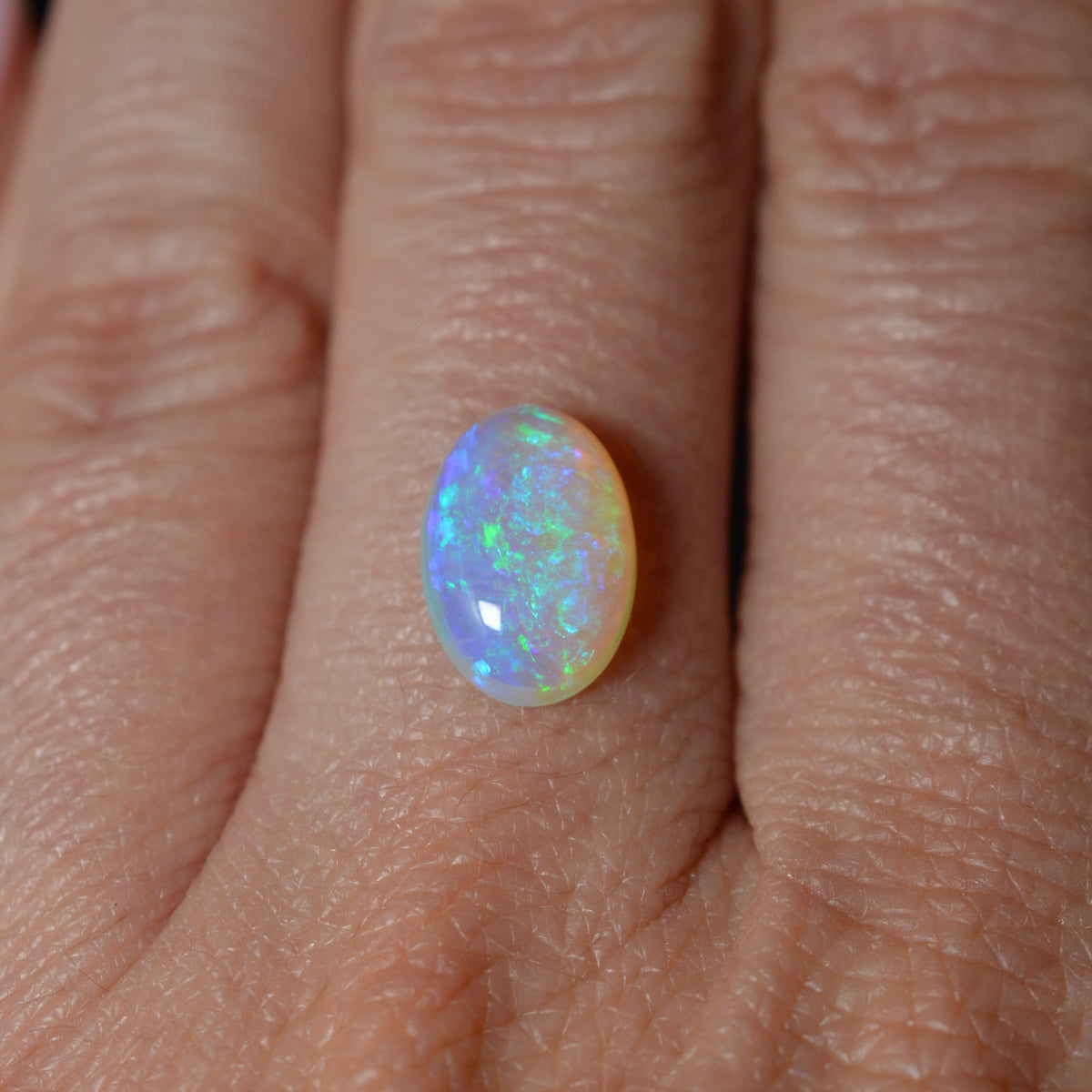 2.75ct Vivid Blue Crystal Oval