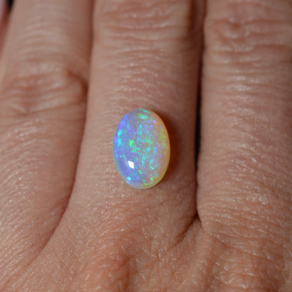 2.75ct Vivid Blue Crystal Oval