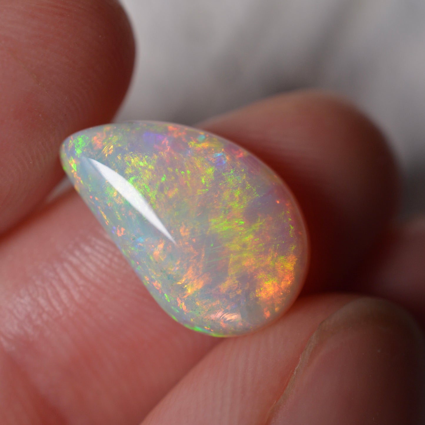 4.02ct Wavey Rainbow Drop