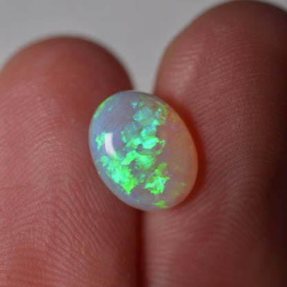 1.60ct Vivid Flash Crystal Oval