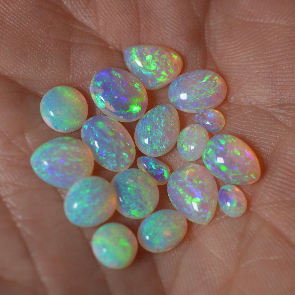 11.85ct Vivid Full Pipe Crystal Parcel