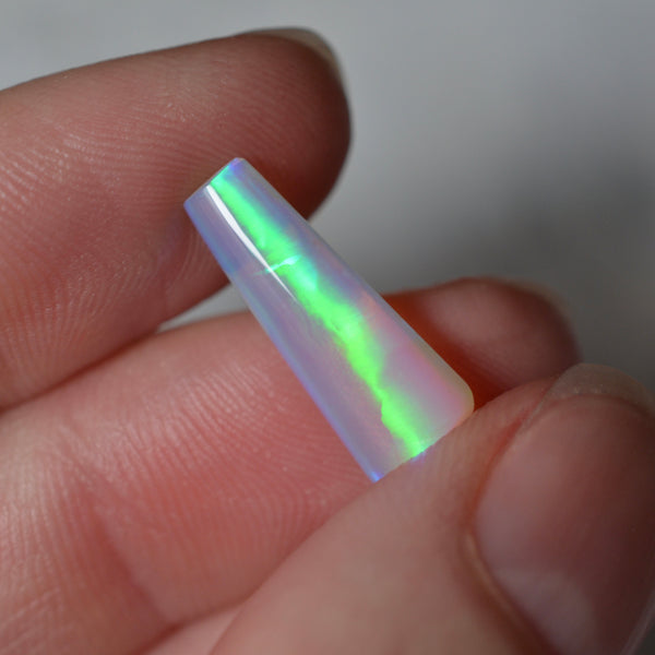 3.40ct Crystal Clear Pipe Opal- Rolling Flash