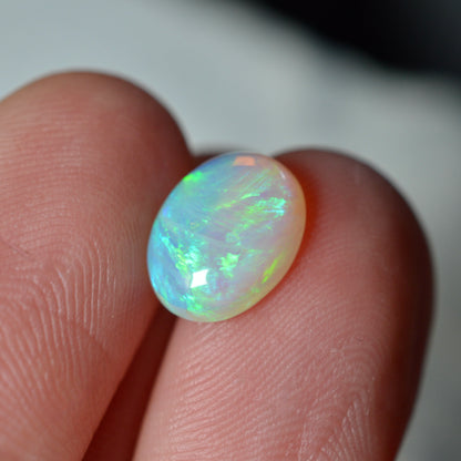 1.75ct Vivid Crystal Oval