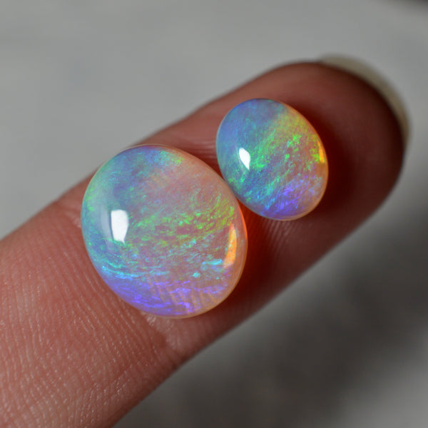 6.03ct Vivid Matching Round Set