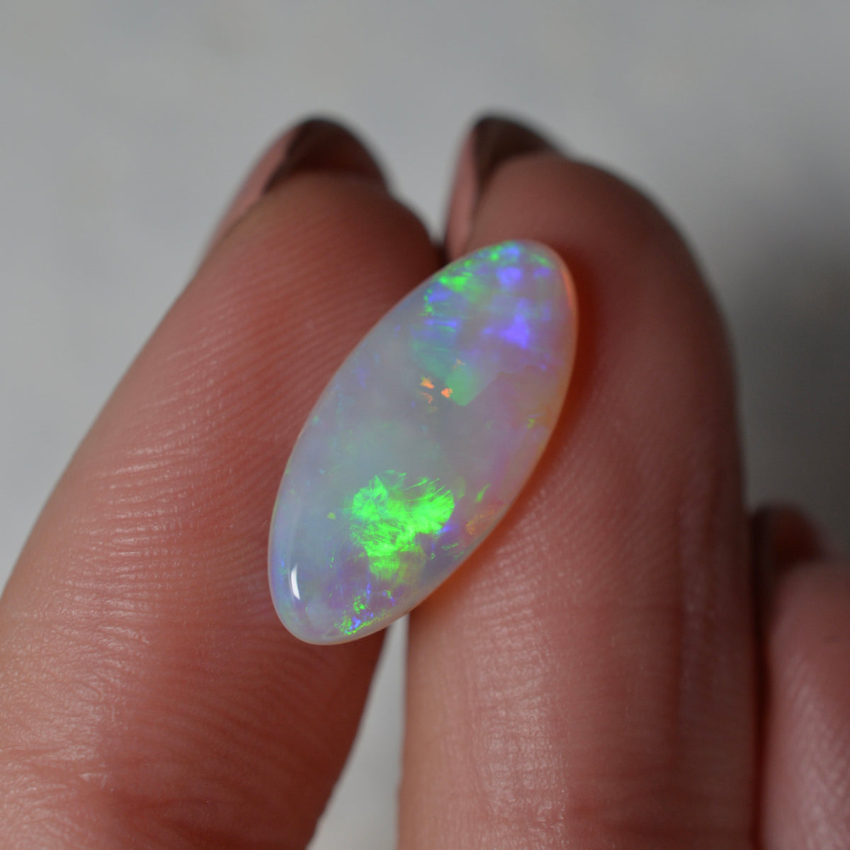 2.80ct Blue Purple Oval