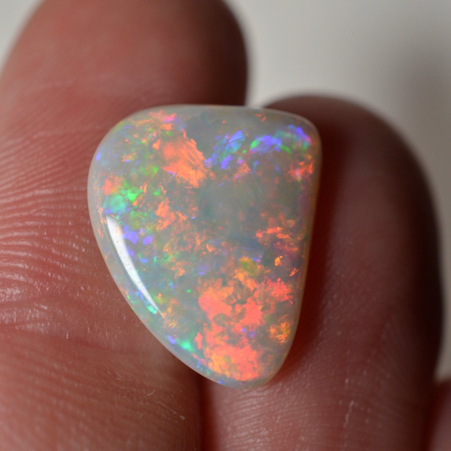 4.20ct Vivid Fire freeFrom