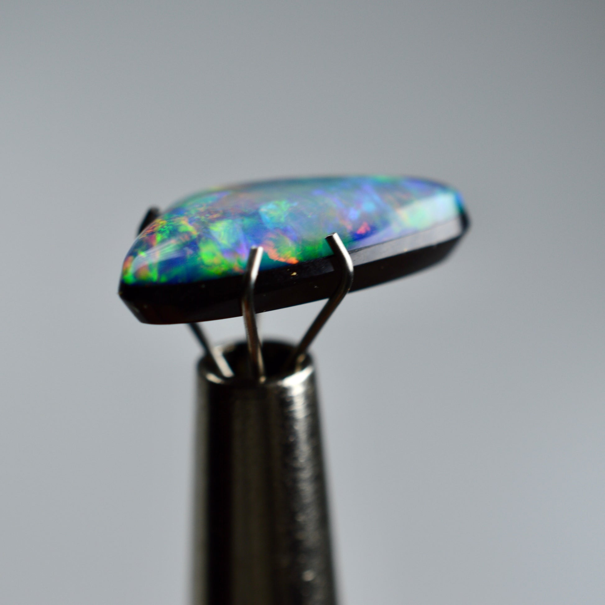 2.75ct Triangular Doublet | Jackson Opals