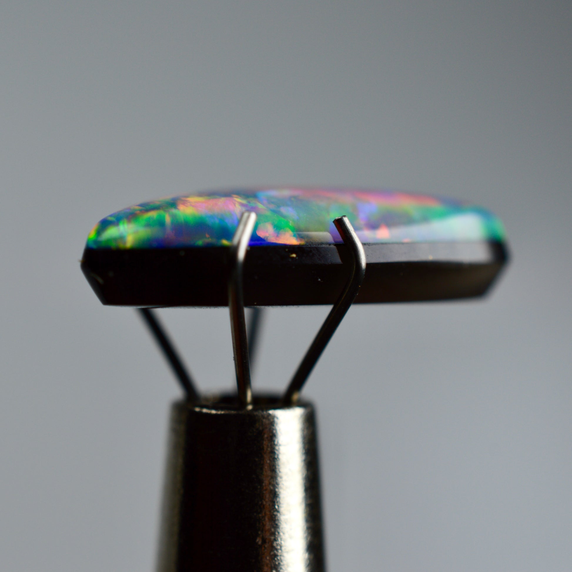 2.75ct Triangular Doublet | Jackson Opals