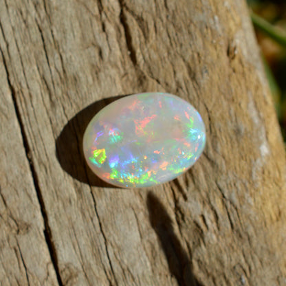 2.31ct Vivid Oval Solid