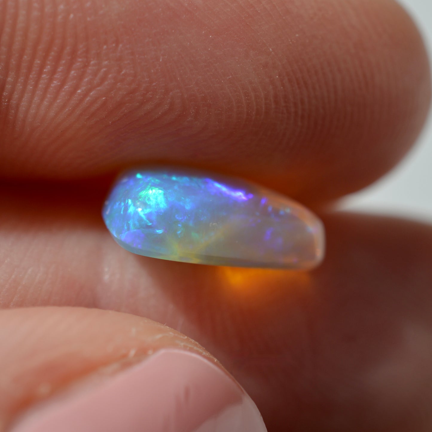 1.91ct Vivid Blue Crystal