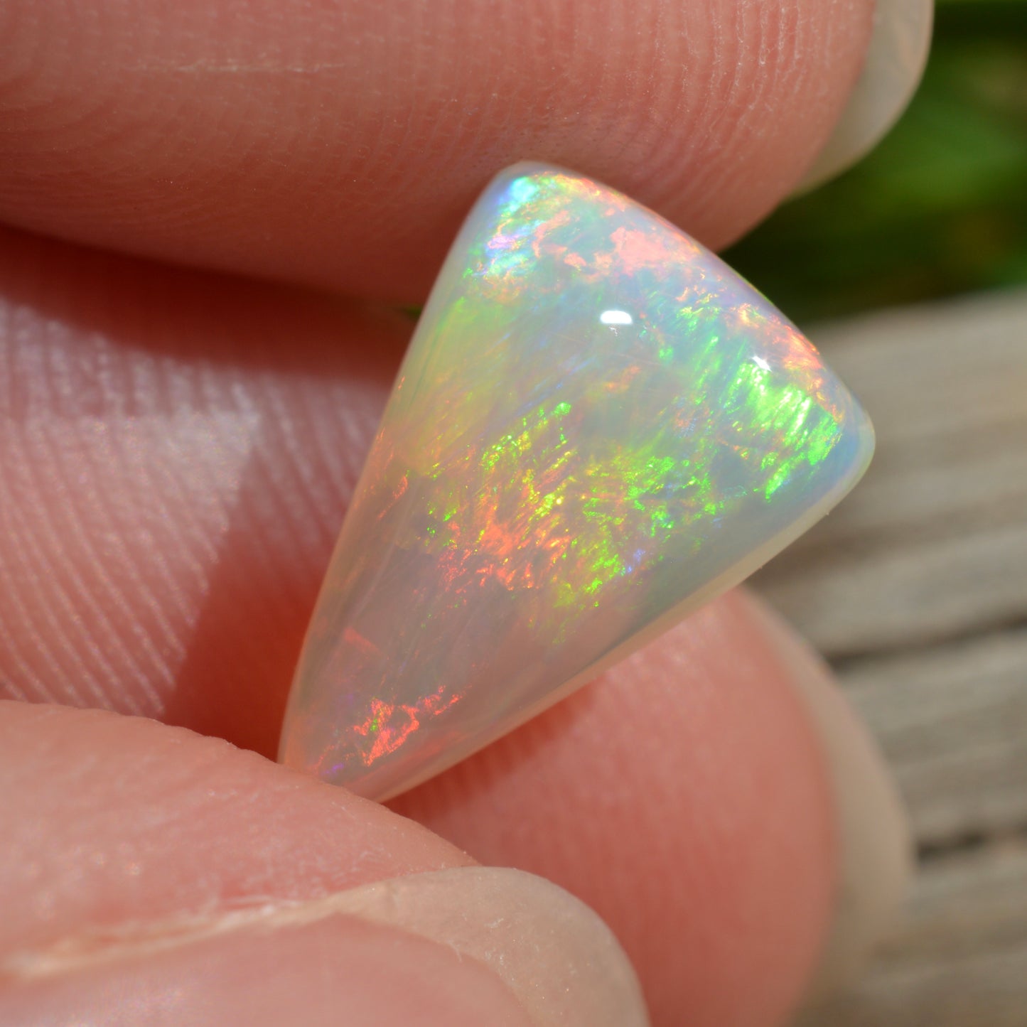 1.61ct Neon Triangle
